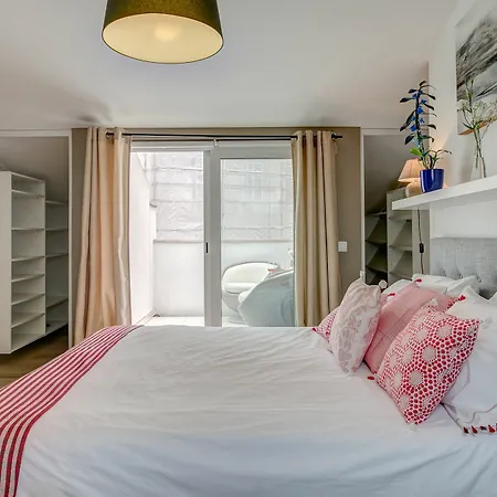 Empire Building By Homing Apartament *